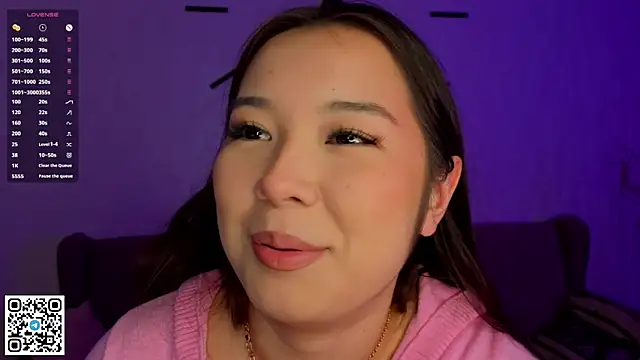 Snapshot of AlberthaEscue chatting on 4, 11, 2025 AlberthaEscue online show from 4, 11, 2025