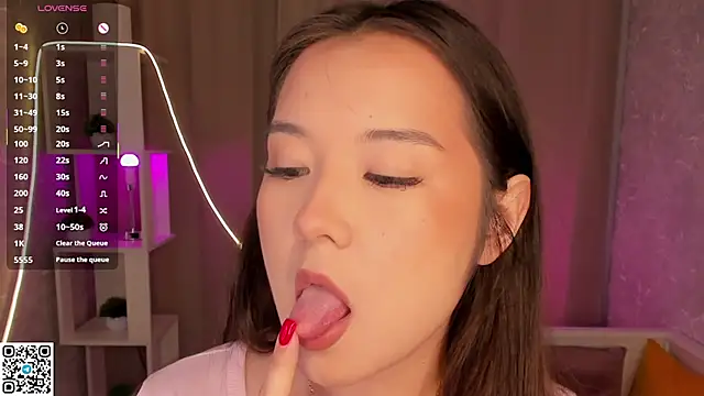 Snapshot of AlberthaEscue chatting on 23, 11, 2025 AlberthaEscue online show from 23, 11, 2025