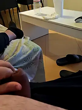 Snapshot of t-dog26 chatting on 19, 12, 2025 t-dog26 online show from 19, 12, 2025