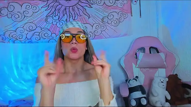 brihanna cooper online show from 31, 3, 2026