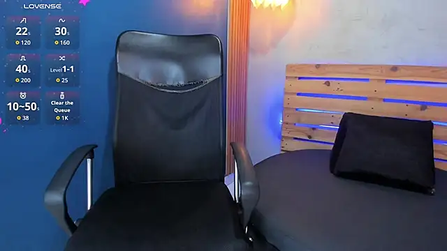 Daiisy kiss online show from 15, 9, 2025