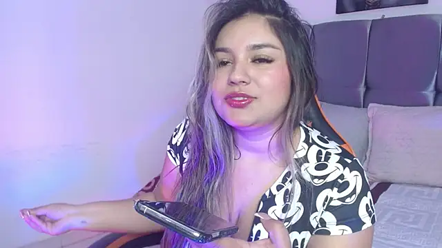 Snapshot of Samarys_star chatting on 4, 10, 2025 Samarys star online show from 4, 10, 2025