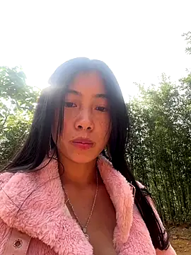 EmLy02 online show from 2, 12, 2025