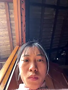 EmLy02 online show from 17, 12, 2025