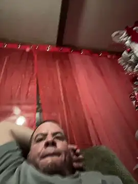 Snapshot of kev0n2389 chatting on 15, 12, 2025 kev0n2389 online show from 15, 12, 2025