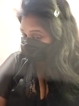 Snapshot of chaitara-reddy chatting on 12, 10, 2025 chaitara-reddy online show from 12, 10, 2025