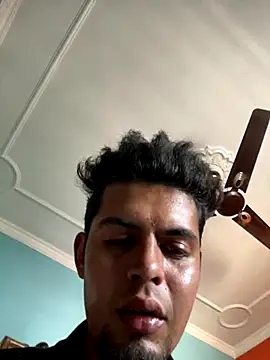 Snapshot of gets1998 chatting on 5, 10, 2025 gets1998 online show from 5, 10, 2025