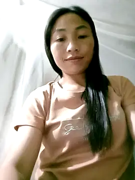 Snapshot of lucybaby00 chatting on 6, 5, 2026 lucybaby00 online show from 6, 5, 2026