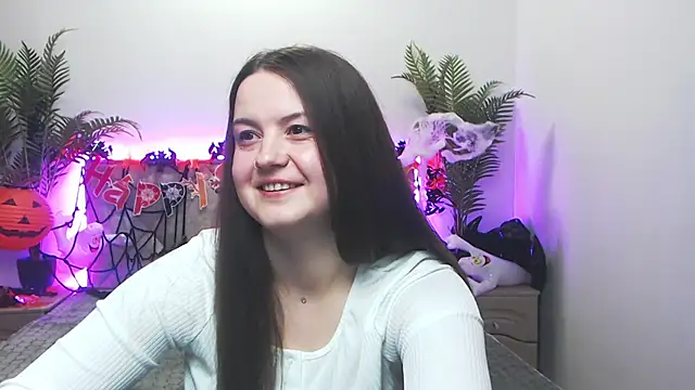 Snapshot of MavkaCute chatting on 28, 10, 2025 MavkaCute online show from 28, 10, 2025