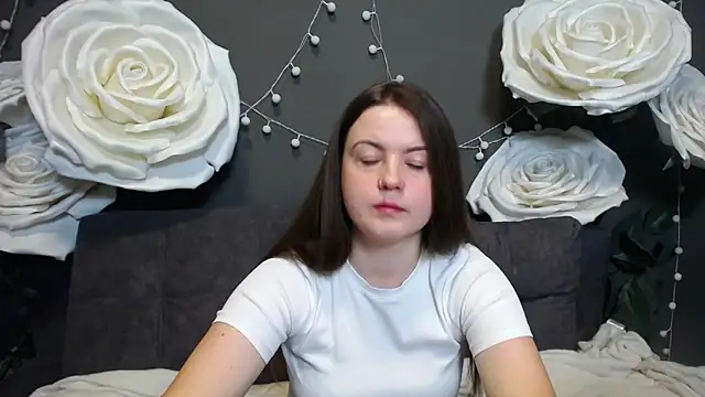 Snapshot of MavkaCute chatting on 11, 11, 2025 MavkaCute online show from 11, 11, 2025