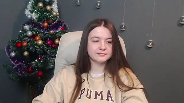 Snapshot of MavkaCute chatting on 18, 12, 2025 MavkaCute online show from 18, 12, 2025