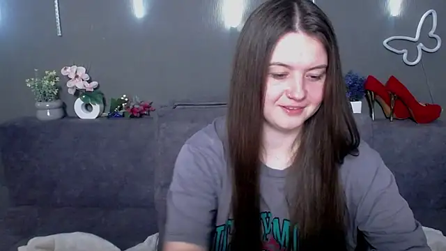 Snapshot of MavkaCute chatting on 5, 5, 2026 MavkaCute online show from 5, 5, 2026