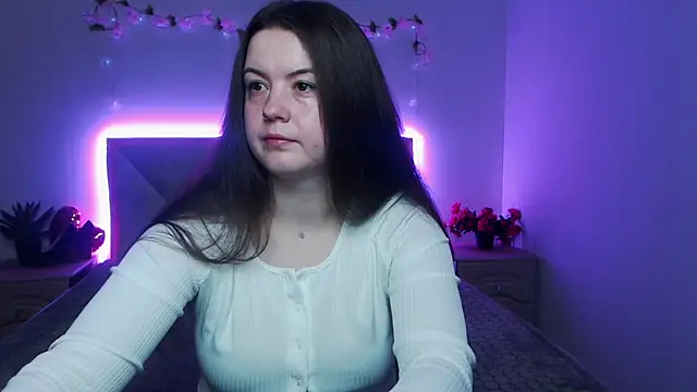 Snapshot of MavkaCute chatting on 13, 5, 2026 MavkaCute online show from 13, 5, 2026
