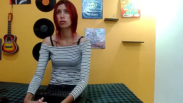 skinnyverus18 online show from 4, 10, 2025