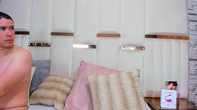 Snapshot of CandyandSteven chatting on 9, 1, 2026 CandyandSteven online show from 9, 1, 2026