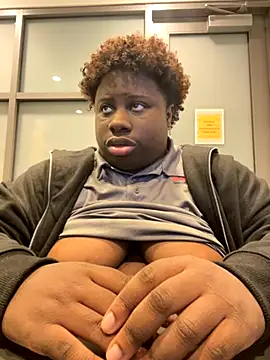 Snapshot of Breezylws chatting on 21, 9, 2025 Breezylws online show from 21, 9, 2025