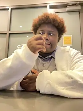 Snapshot of Breezylws chatting on 4, 10, 2025 Breezylws online show from 4, 10, 2025