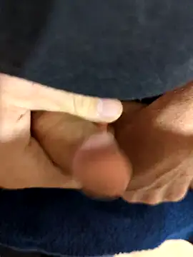 Snapshot of Sweethoneygun chatting on 26, 10, 2025 Sweethoneygun online show from 26, 10, 2025