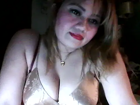 Snapshot of Miss_Heart chatting on 25, 9, 2025 Miss Heart online show from 25, 9, 2025