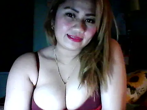 Snapshot of Miss_Heart chatting on 9, 10, 2025 Miss Heart online show from 9, 10, 2025