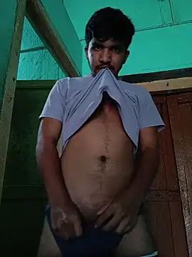 Snapshot of sexofbro chatting on 14, 11, 2025 sexofbro online show from 14, 11, 2025