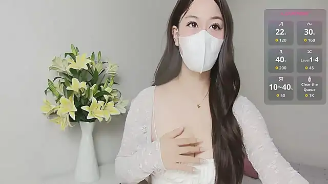 Snapshot of -Fortuna- chatting on 24, 10, 2025 -Fortuna- online show from 24, 10, 2025