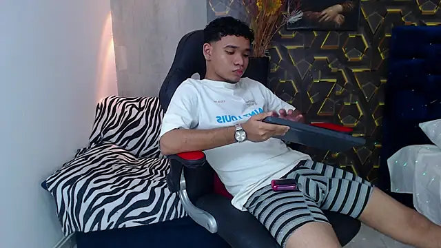 lord jamess  online show from 18, 10, 2025