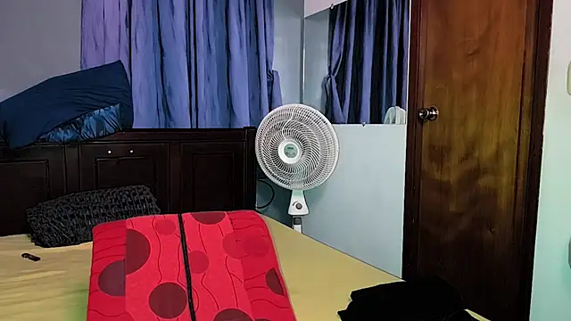 Snapshot of Angelic_AP chatting on 4, 11, 2025 Angelic AP online show from 4, 11, 2025