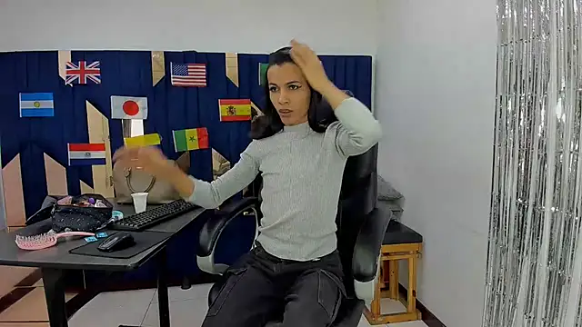 Snapshot of Aisha_hotts777 chatting on 2, 7, 2026 Aisha hotts777 online show from 2, 7, 2026