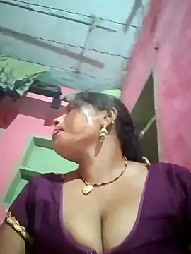 Snapshot of sanjna_sharmaa chatting on 17, 9, 2025 sanjna sharmaa online show from 17, 9, 2025