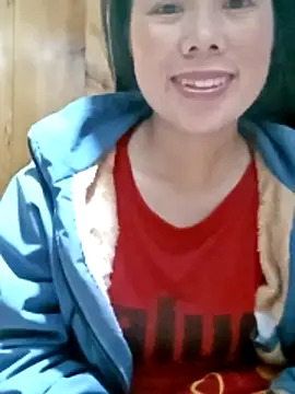 Snapshot of LyyChac chatting on 29, 11, 2025 LyyChac online show from 29, 11, 2025