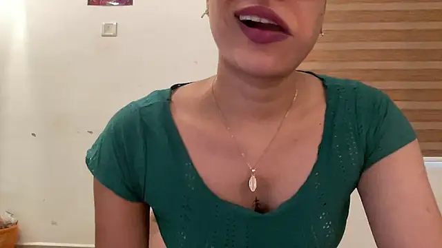 LucytheDevilQueen online show from 26, 11, 2025