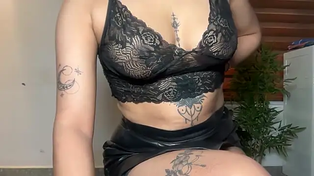 LucytheDevilQueen online show from 28, 5, 2026