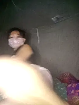 Snapshot of qychiu chatting on 17, 11, 2025 qychiu online show from 17, 11, 2025