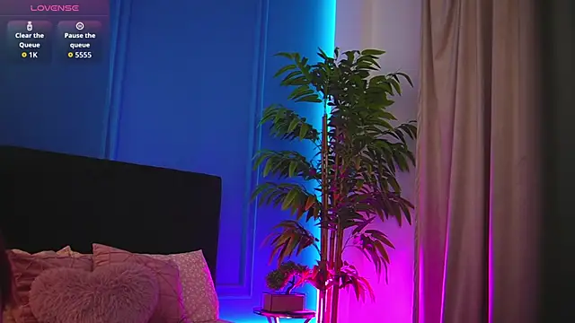 alexxisrae online show from 2, 12, 2025