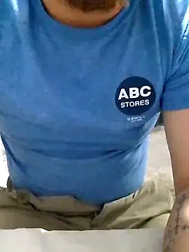 Snapshot of Juancho1R chatting on 2, 10, 2025 Juancho1R online show from 2, 10, 2025