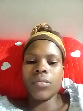 Snapshot of Caramelchick01 chatting on 3, 10, 2025 Caramelchick01 online show from 3, 10, 2025