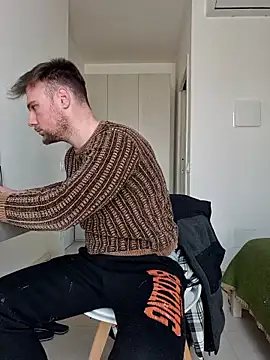 mrlyuis online show from 30, 3, 2026