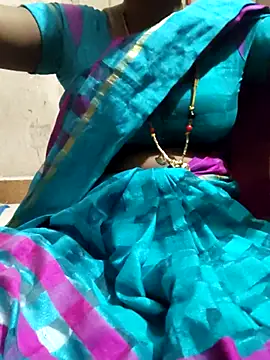 Snapshot of p0a8 chatting on 12, 10, 2025 p0a8 online show from 12, 10, 2025