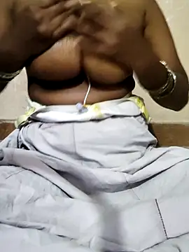 Snapshot of p0a8 chatting on 14, 11, 2025 p0a8 online show from 14, 11, 2025