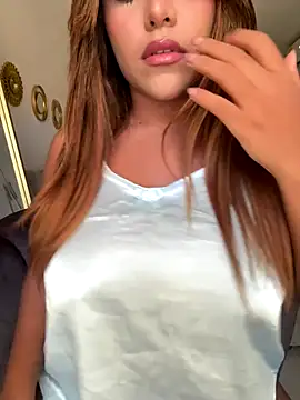 MegannHills online show from 24, 9, 2025