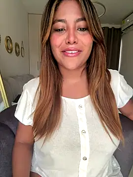 MegannHills online show from 26, 9, 2025