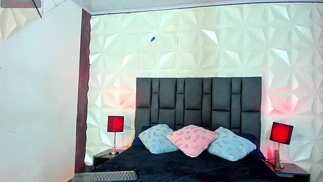 BustyGlow online show from 12, 9, 2025