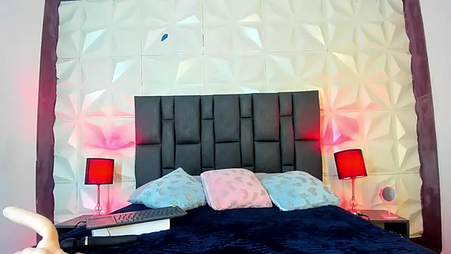 BustyGlow online show from 7, 10, 2025