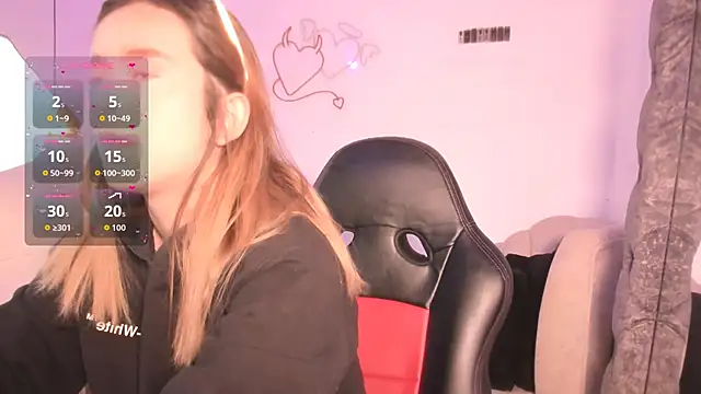 kristal joi dl online show from 17, 9, 2025