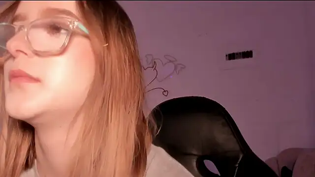 kristal joi dl online show from 24, 9, 2025