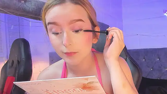 kristal joi dl online show from 25, 11, 2025