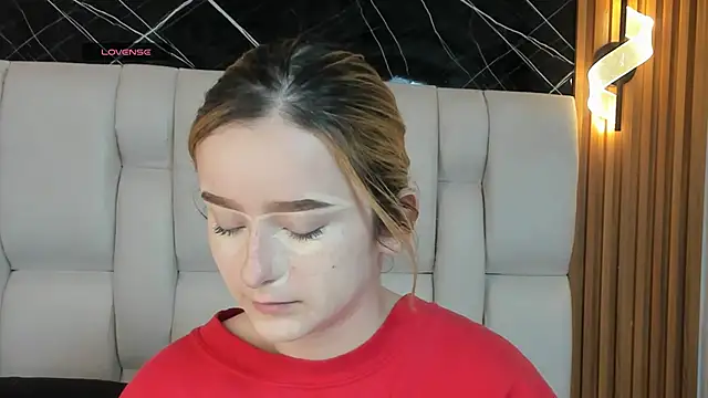 kristal joi dl online show from 29, 11, 2025