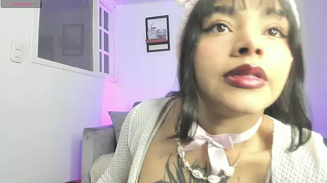 Snapshot of Mia_zafir chatting on 25, 9, 2025 Mia zafir online show from 25, 9, 2025