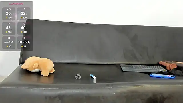 zarek lux online show from 8, 11, 2025